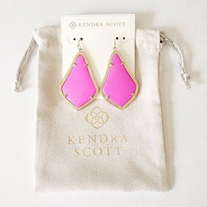 Alex Gold Drop Earrings in Magenta Magnesite